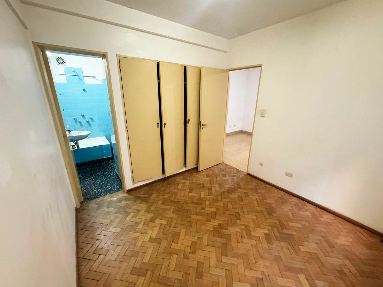 475fa786-6553-4321-8796-7cee795f1586