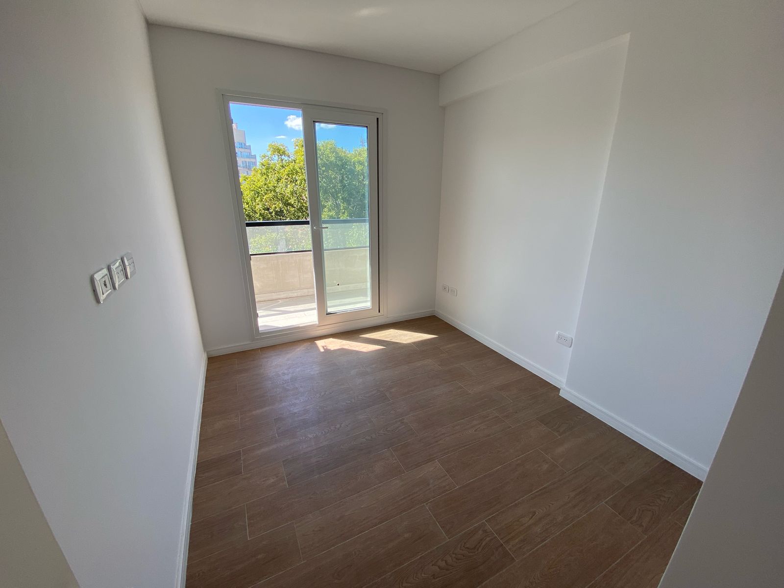 WhatsApp Image 2025-03-20 at 11.41.46 (3)