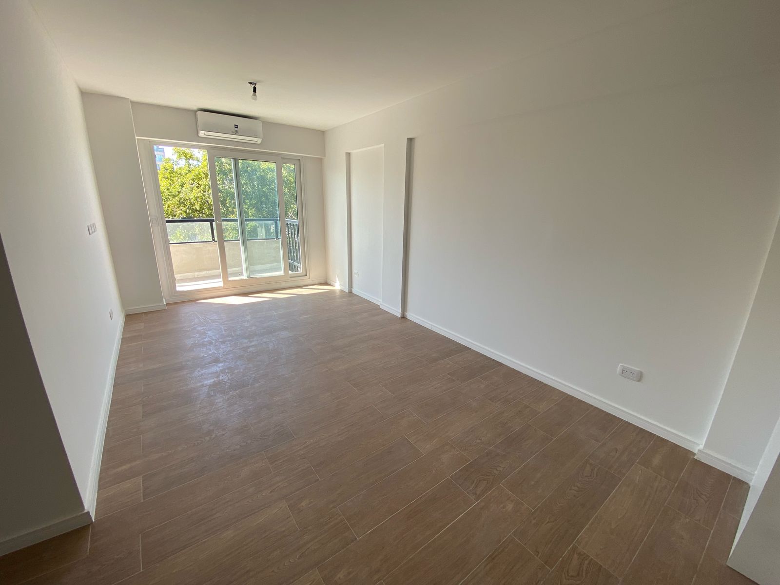 WhatsApp Image 2025-03-20 at 11.41.47 (3)