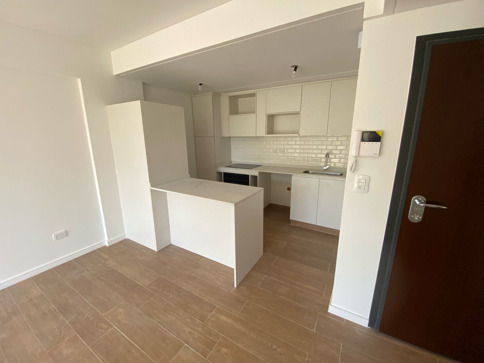 WhatsApp Image 2025-03-20 at 11.41.48