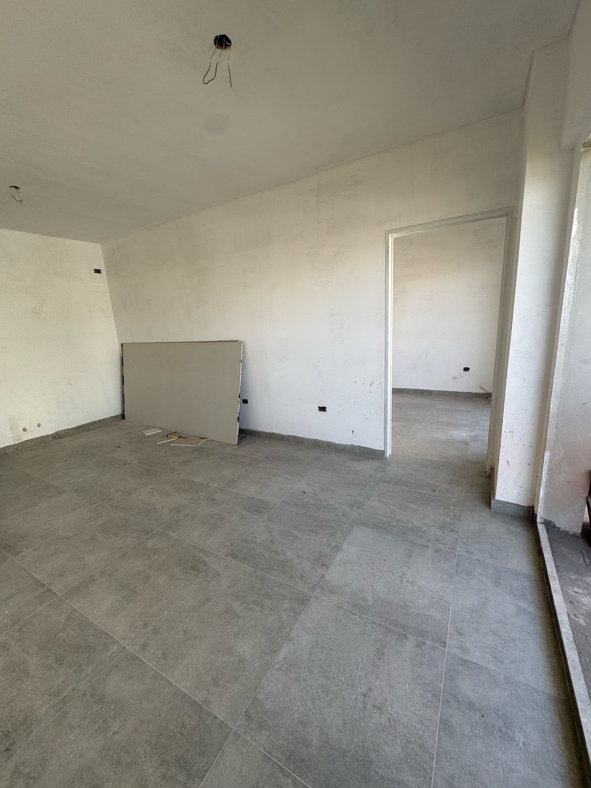 a26de884-6438-457c-90c1-a6964f5d76ca