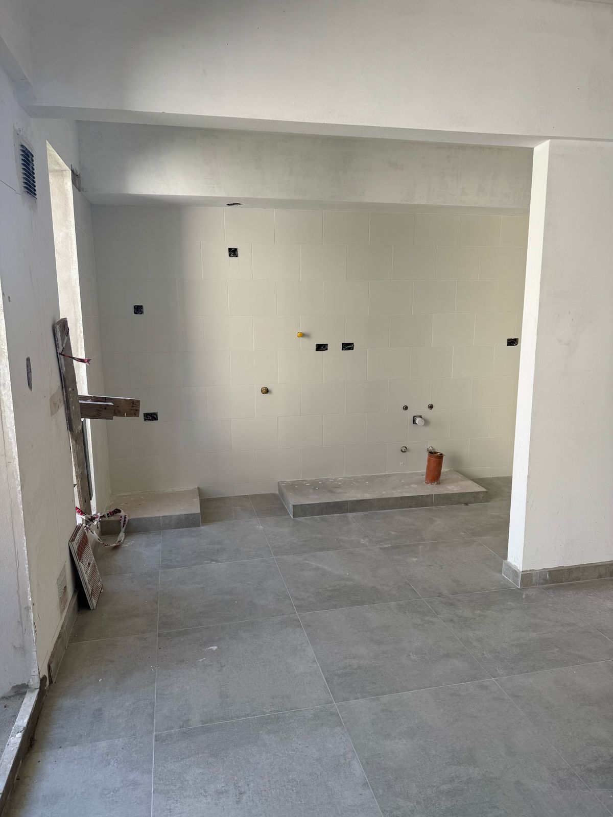 ff4b7ab8-c67d-41d2-927d-021c9a6bac73