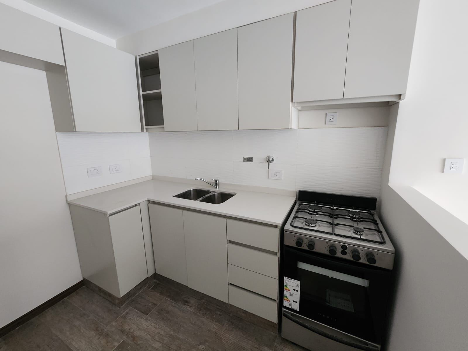 WhatsApp Image 2025-09-22 at 5.46.46 PM (1)