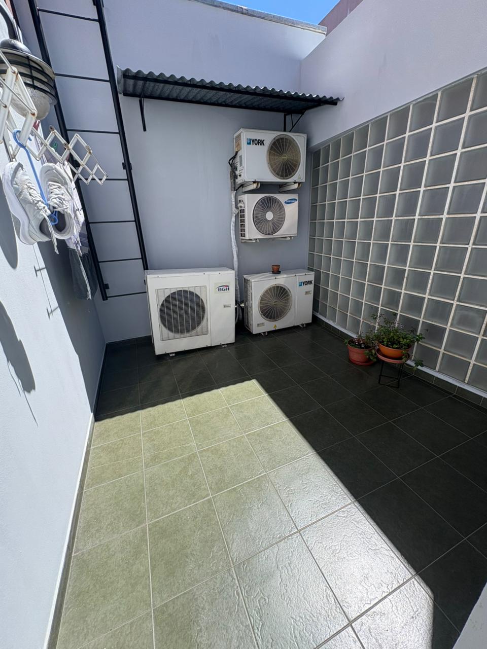 WhatsApp Image 2025-10-14 at 12.41.10 (21)