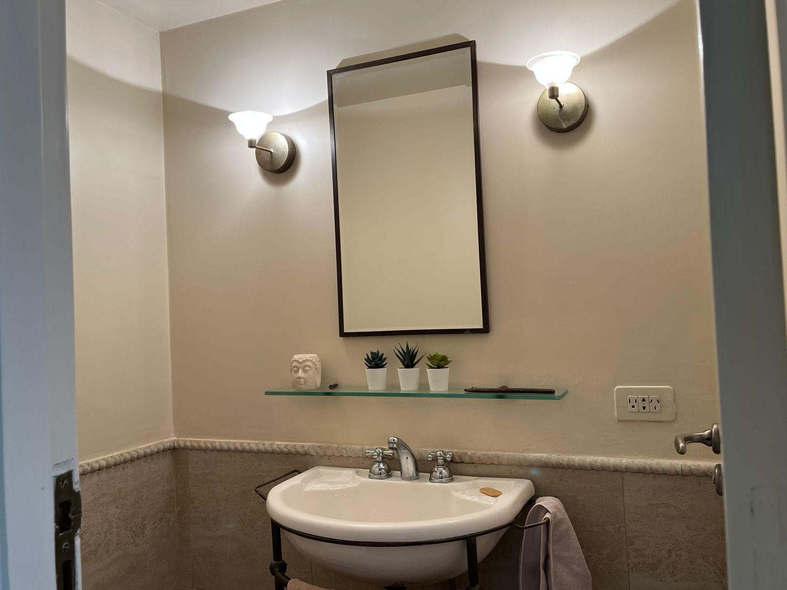 WhatsApp Image 2025-10-30 at 12.29.09 PM