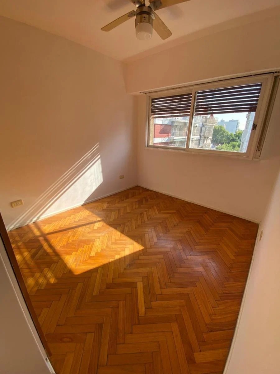 b6300b82-99c3-4427-bddc-a49f5df72044